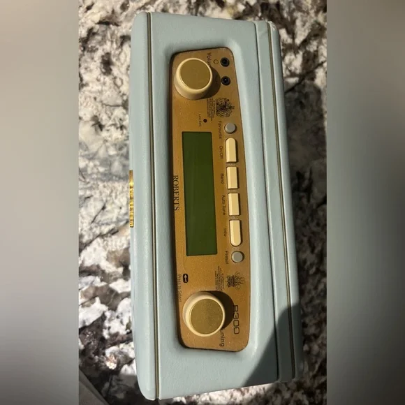 Roberts R300 Radio - Picture 3 of 8